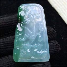 翡翠与玉石、黄金的区别 材质、文化与价值的全面解析